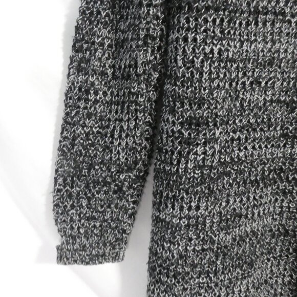 SEDUCTIONS | small | Black and White Knit Open Front Long Sleeve Cardigan - Picture 13 of 16